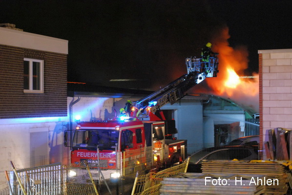 Brand im Gewerbegebiet GewerbegebietDam-Brand-2016-10