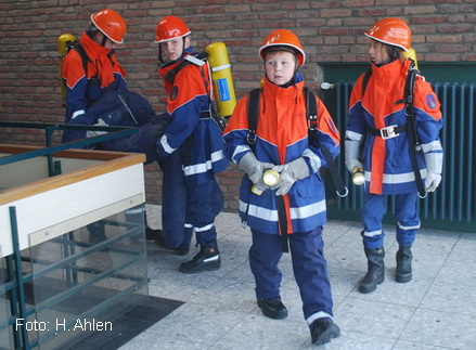 Feuerw-Jugend-2016-10-a