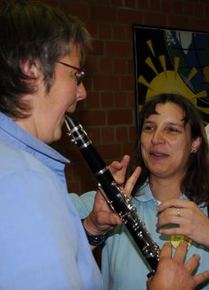 Niederkr-Pfarrfest2009-MariavanOost-Klarinette