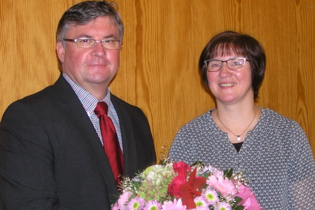 Bürgermeister Wassong und Beate Dohmen Gemeinde-2015-DohmenBeateJubiläum