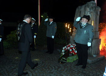 Elmpt2010-EhrenmalKranzniederl