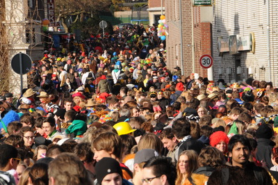 Karneval-2012-Lindbruch proppenvoll