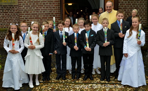 Oberkr-Erstkommunion-2014-Gruppenfoto