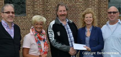 Spendenübergabe 2014 Schützenbezirk-2014-Spendenüberg