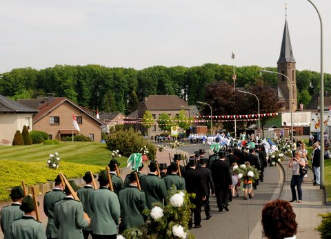 Oberk-2009-05-SonntUmzugvonhinten