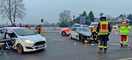 Heyen Unfall Kreuzung 22-12