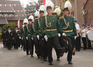 Parade auf der Kaldenkirchener Str. Gütz-Kirm-2009-MontagParade